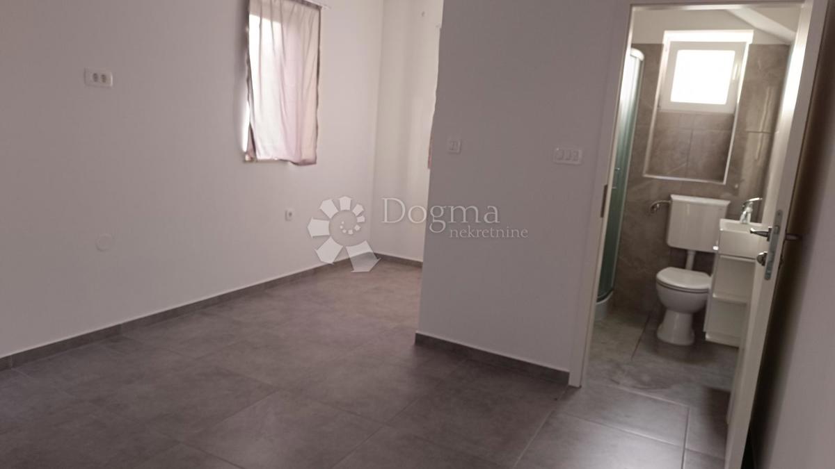 Business premises For rent - PRIMORSKO-GORANSKA ČAVLE