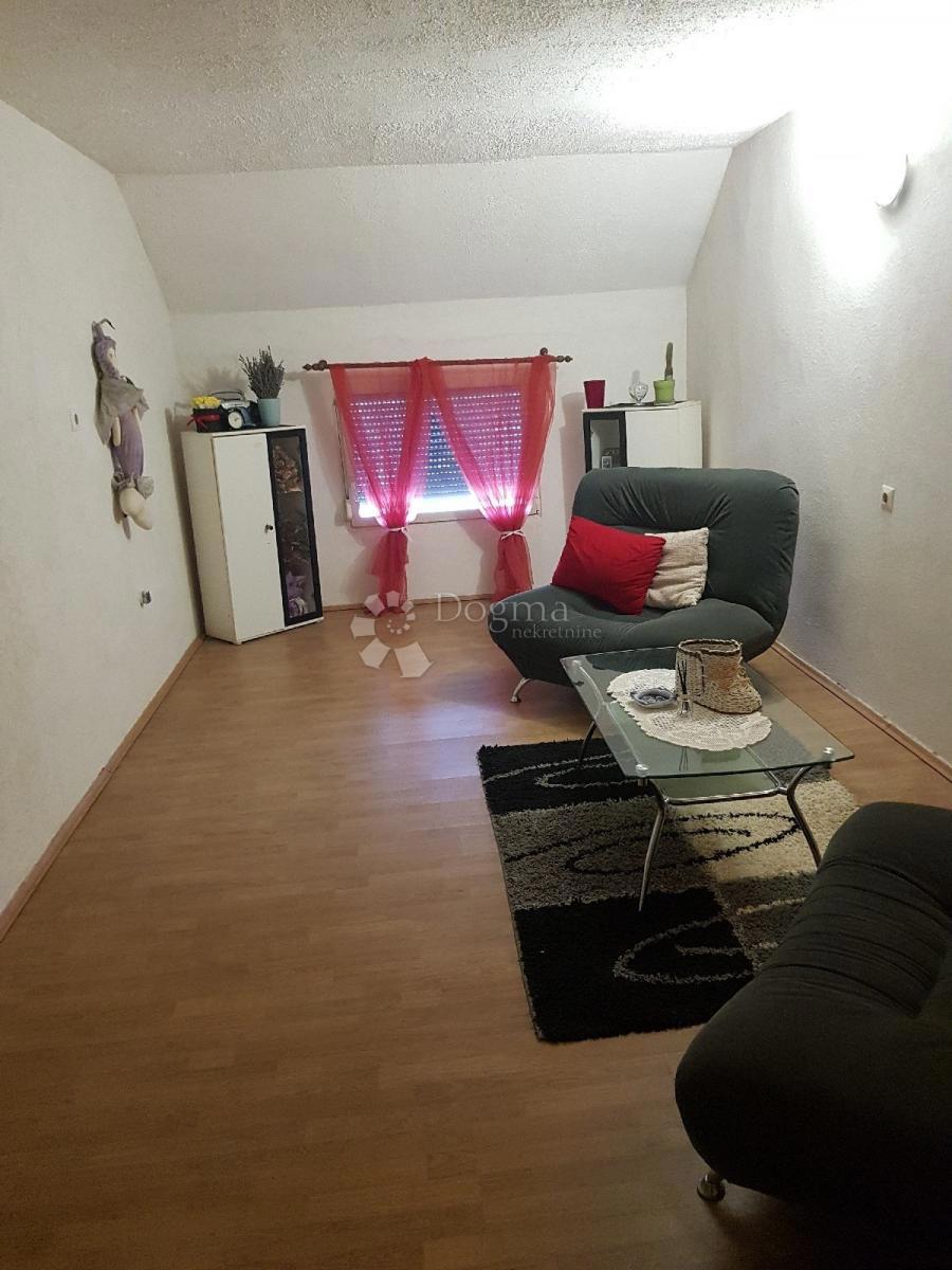 Casa In vendita - OSJEČKO-BARANJSKA OSIJEK