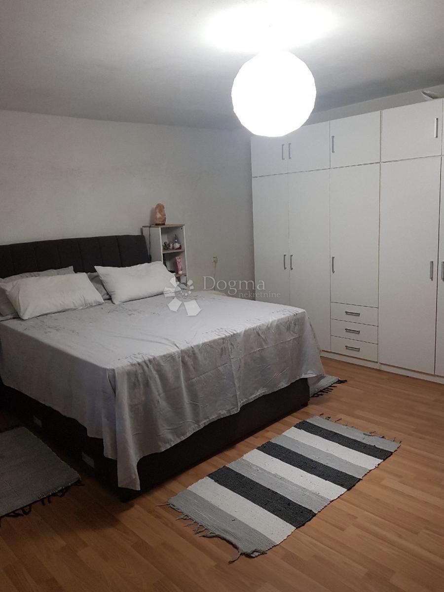 Casa In vendita - OSJEČKO-BARANJSKA OSIJEK