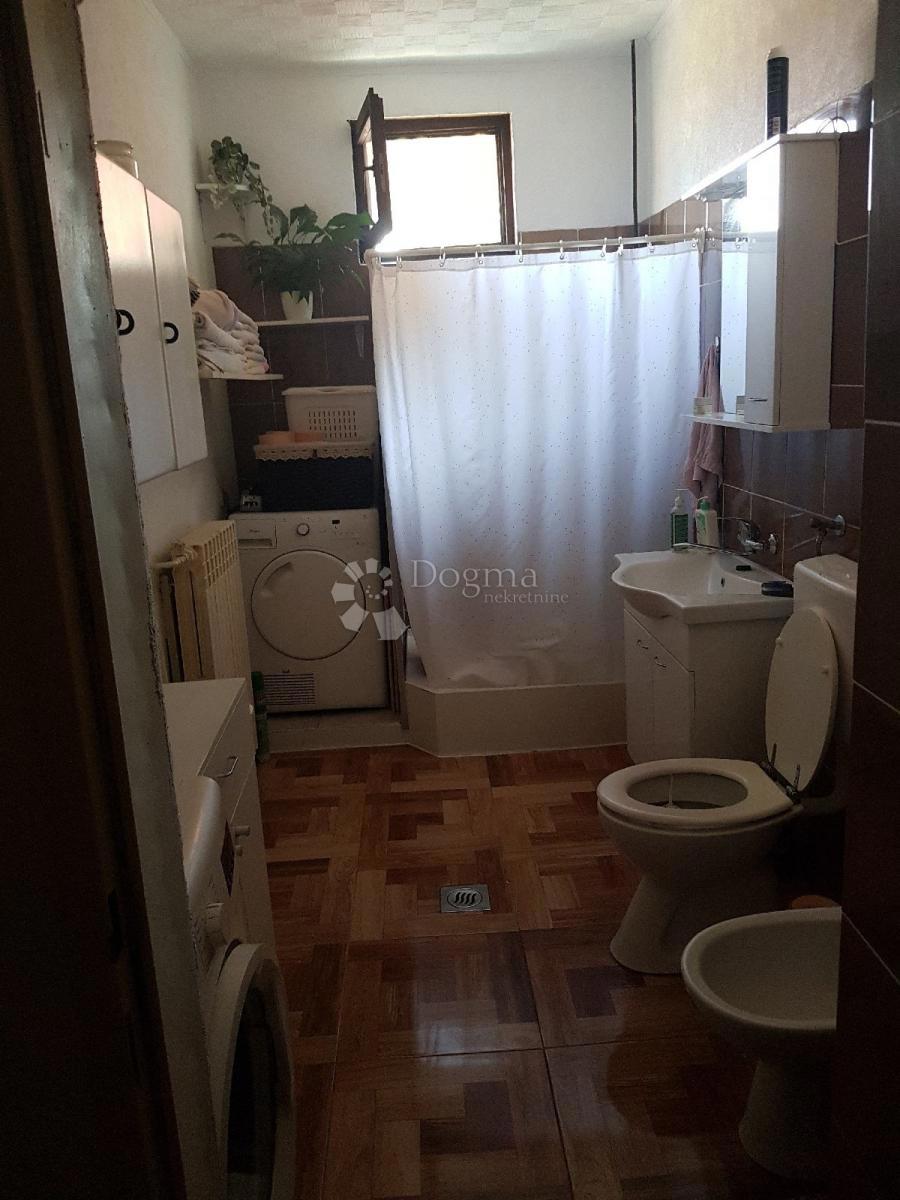 Casa In vendita - OSJEČKO-BARANJSKA OSIJEK