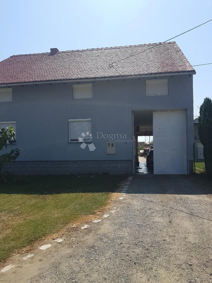 Casa In vendita - OSJEČKO-BARANJSKA OSIJEK