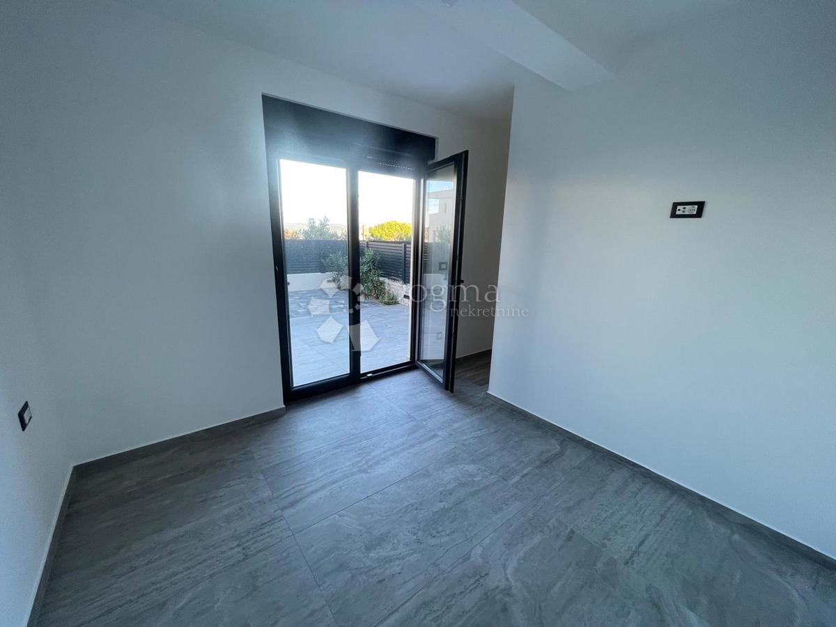 Appartement À vendre - ŠIBENSKO-KNINSKA MURTER