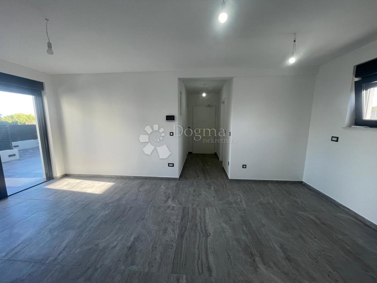 Appartement À vendre - ŠIBENSKO-KNINSKA MURTER