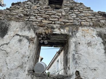 Casa In vendita KAŠTELA