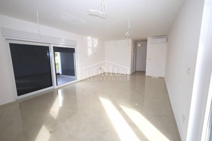 Appartamento In vendita - šibensko-kninska Vodice - foto 2/9