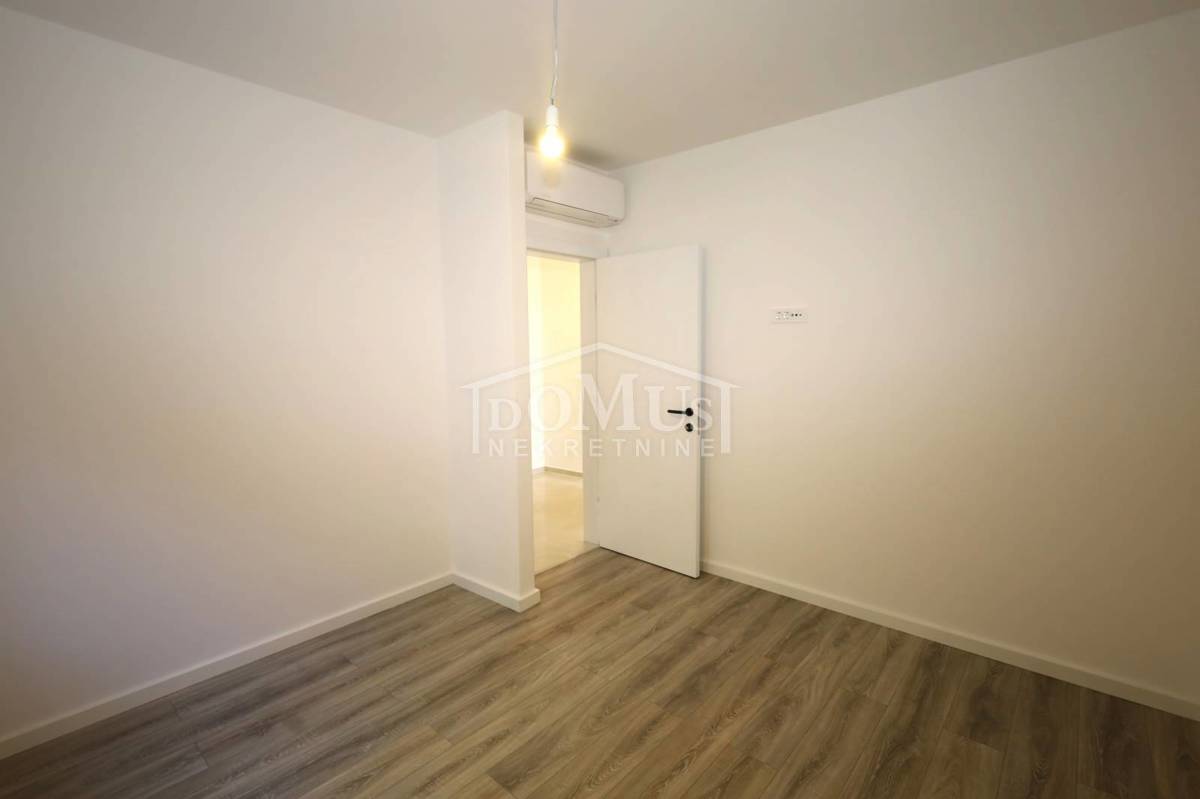 Flat For sale - ŠIBENSKO-KNINSKA VODICE