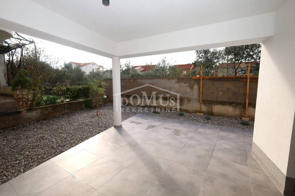 Flat For sale - ŠIBENSKO-KNINSKA VODICE
