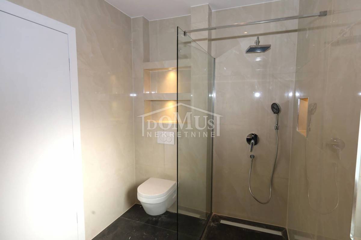Flat For sale - ŠIBENSKO-KNINSKA VODICE