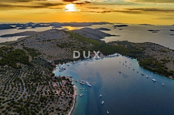 Parcela na predaj 300000 m² – Murter