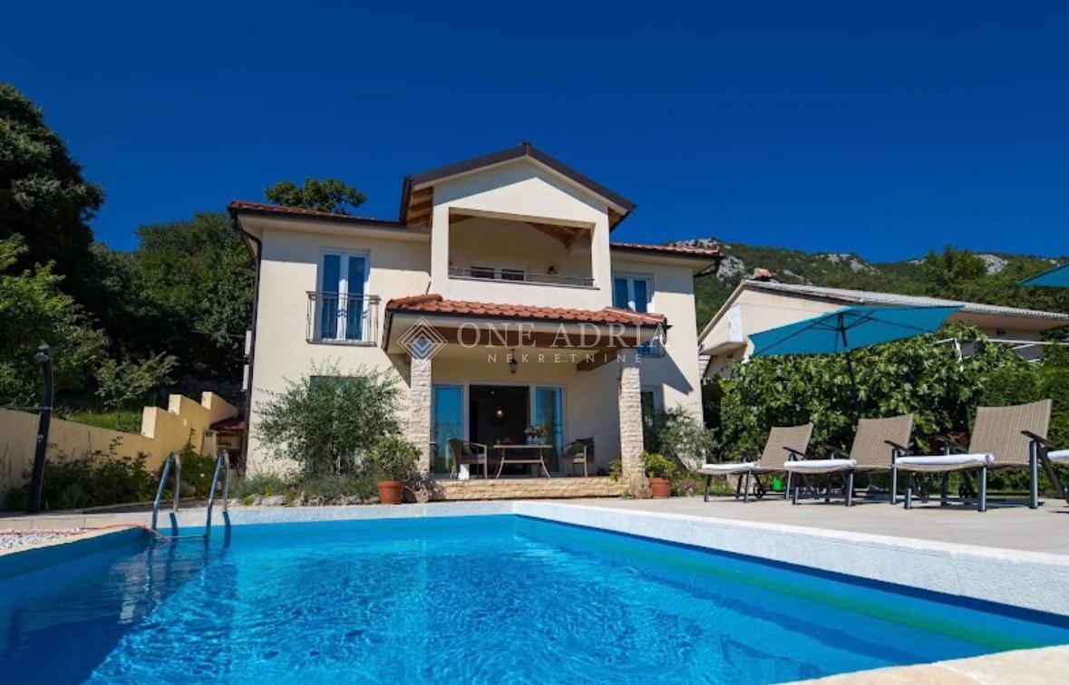 Kuća Na prodaju - PRIMORSKO-GORANSKA VINODOLSKA OPĆINA