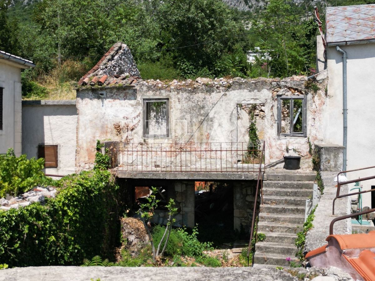 Kuća Na prodaju - Primorsko-goranska Vinodolska Općina - foto 1/9