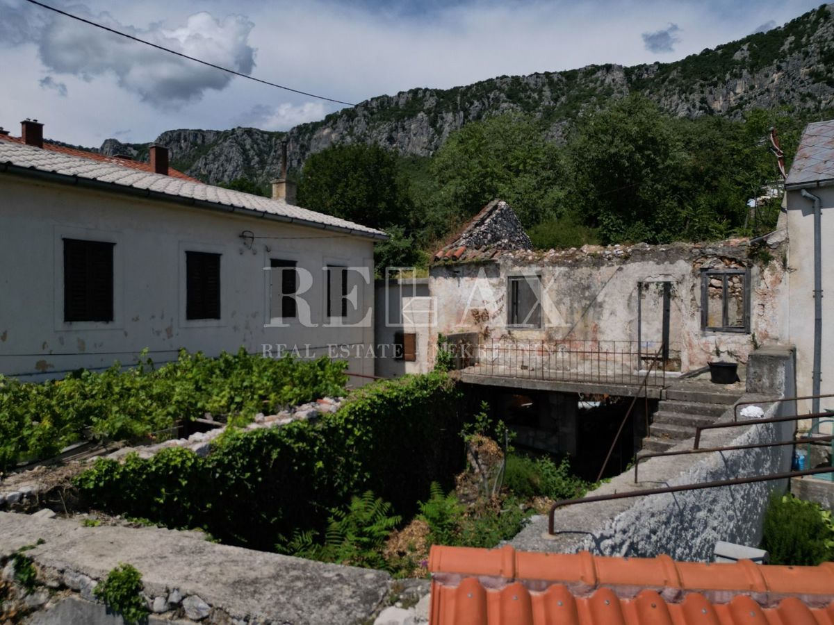 Kuća Na prodaju - PRIMORSKO-GORANSKA VINODOLSKA OPĆINA