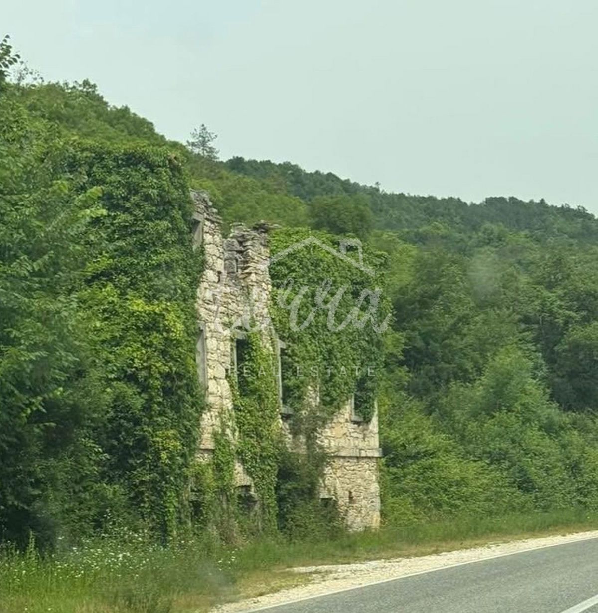 Dom Na sprzedaż - Istarska Buzet - foto 2/4