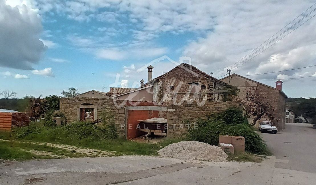 Casa In vendita - Istarska Pazin - foto 1/2