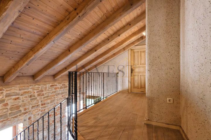 House For sale - Splitsko-dalmatinska Stari Grad - foto 5/20