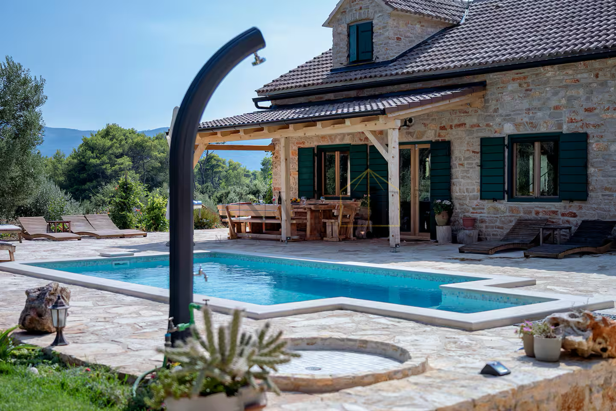 Kuća Na prodaju - SPLITSKO-DALMATINSKA STARI GRAD