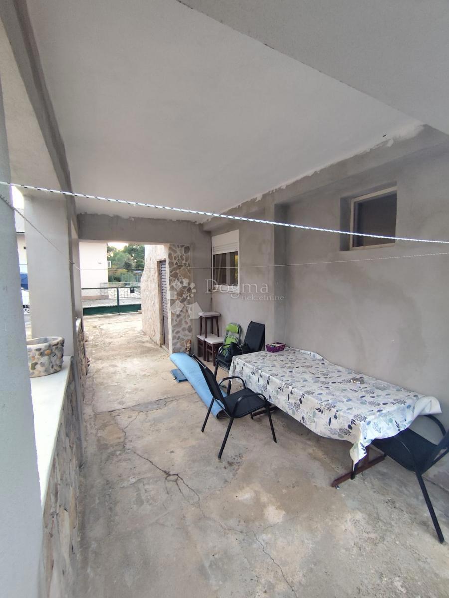 Haus Zu verkaufen - ŠIBENSKO-KNINSKA PIROVAC