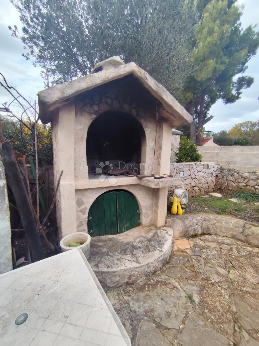 Haus Zu verkaufen - ŠIBENSKO-KNINSKA PIROVAC