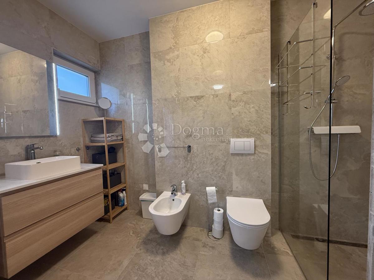 House For sale - ISTARSKA MEDULIN