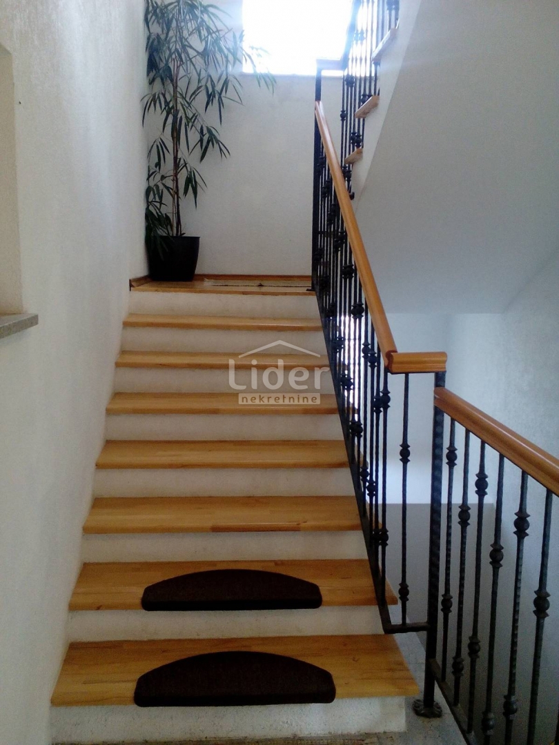 Casa In vendita - PRIMORSKO-GORANSKA KASTAV