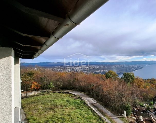Hiša na predaj 400 m² – Matulji