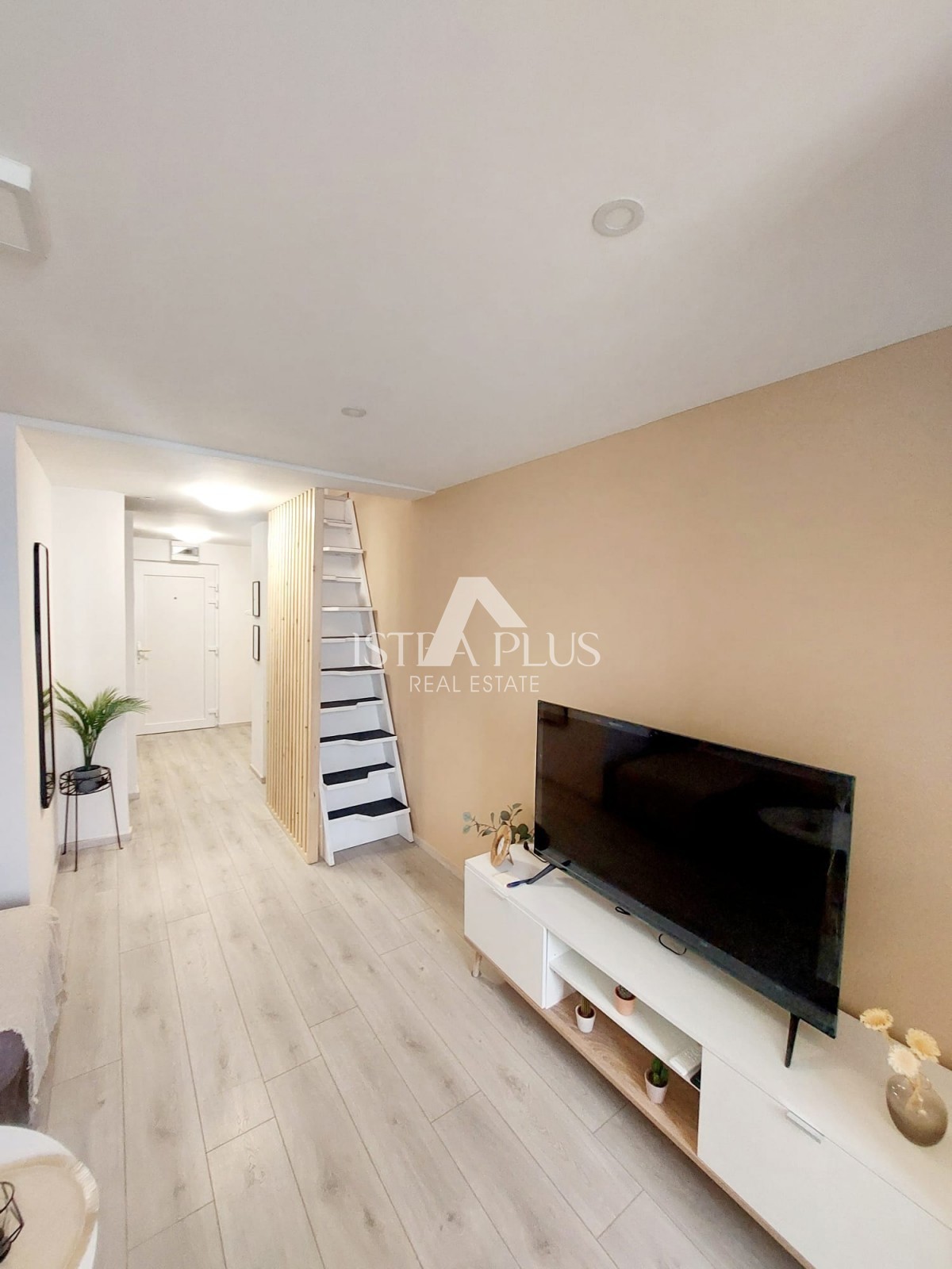 Apartma Na predaj - ISTARSKA POREČ