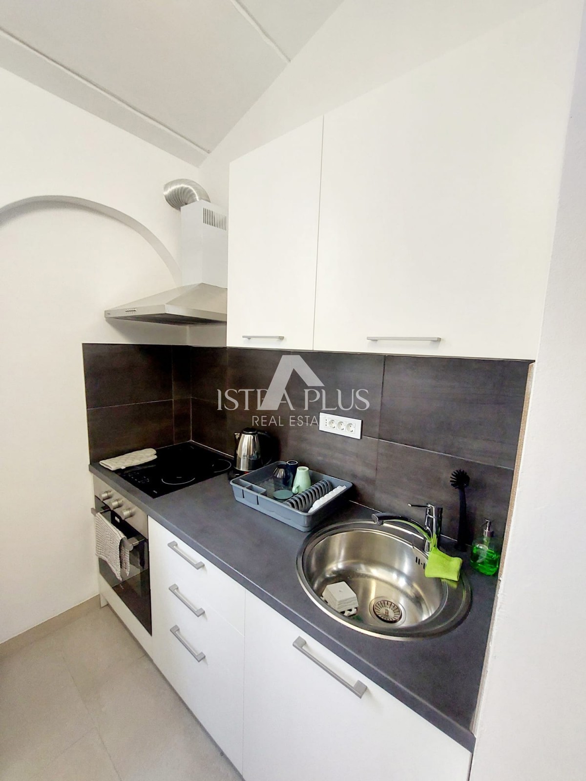 Apartma Na predaj - ISTARSKA POREČ