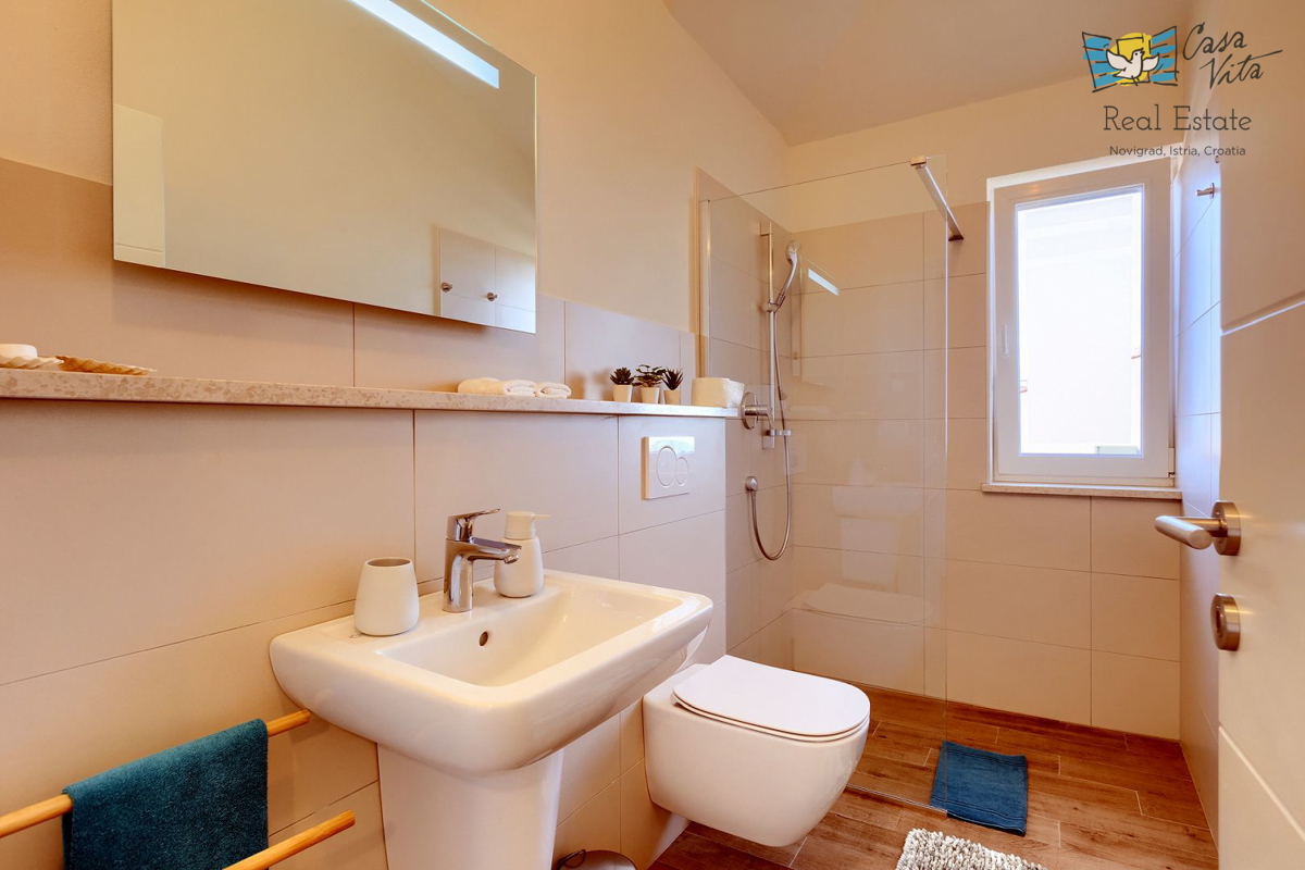 House For sale - ISTARSKA NOVIGRAD