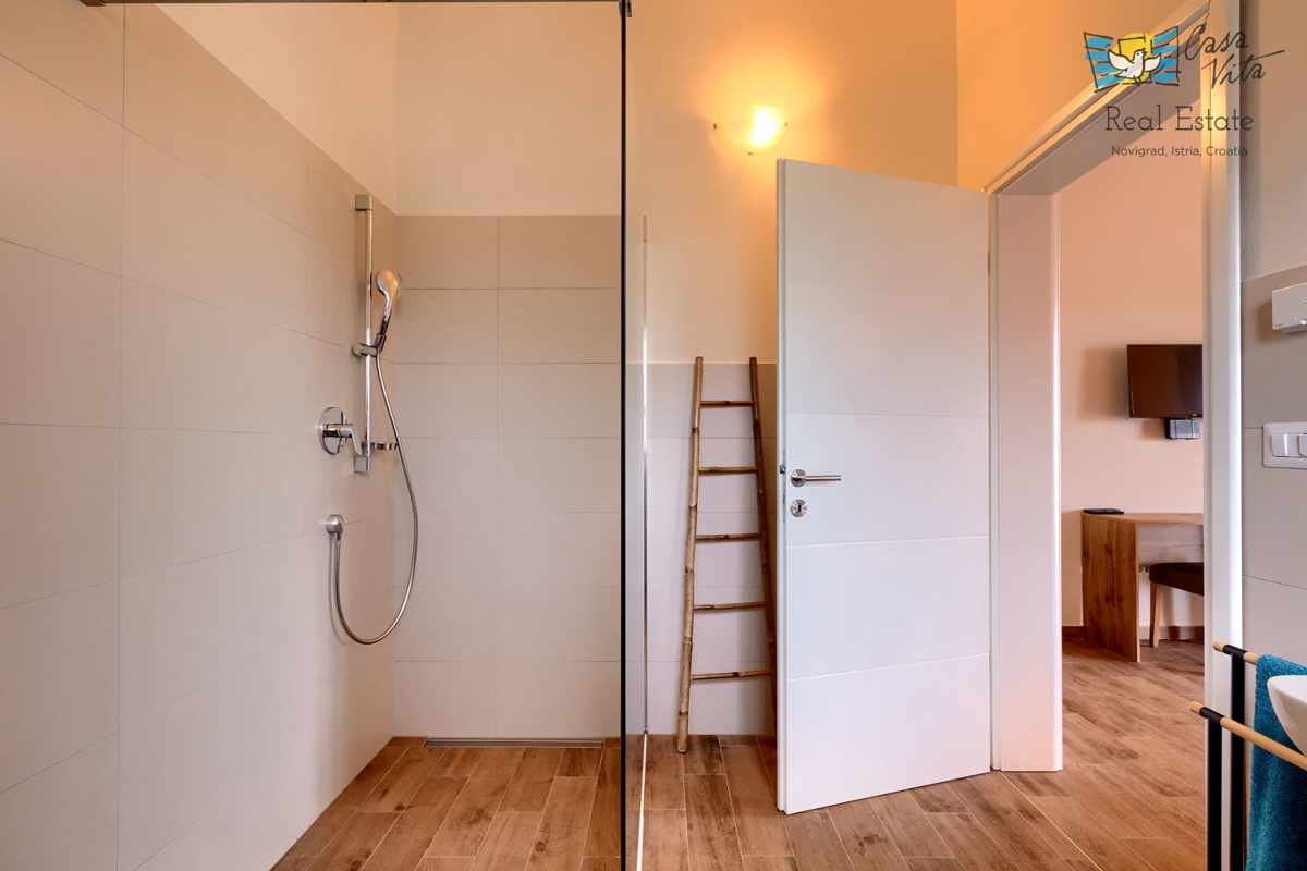 House For sale - ISTARSKA NOVIGRAD