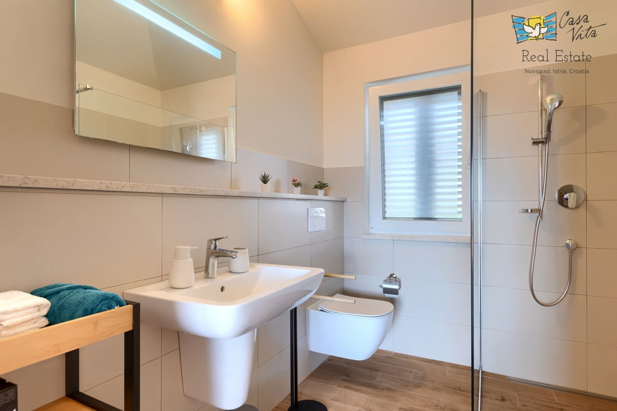 House For sale - ISTARSKA NOVIGRAD
