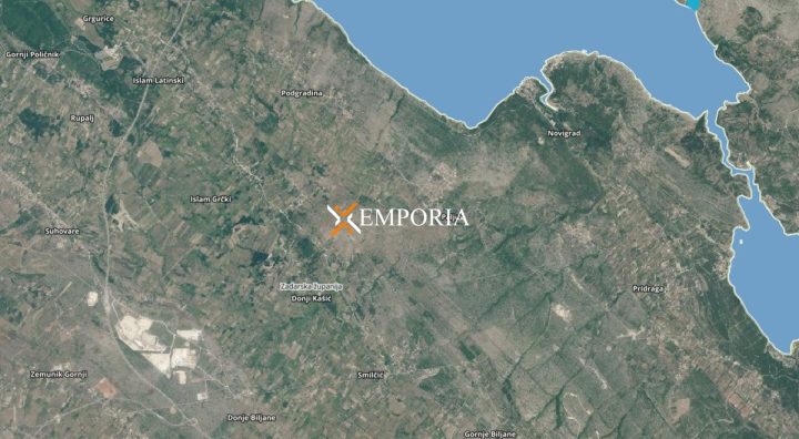 Land for sale 5986 m² – Benkovac