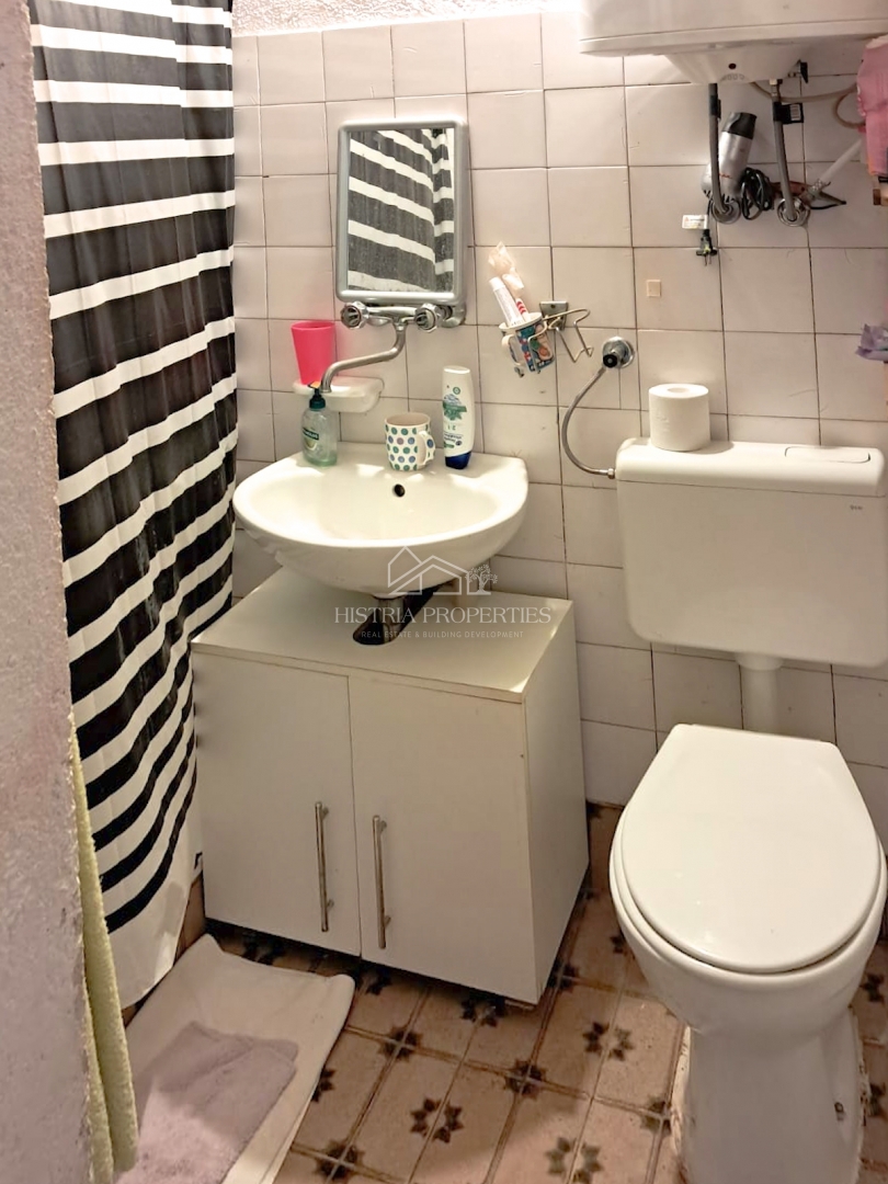 Hiša Na predaj - ISTARSKA POREČ