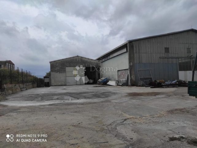 Locaux commerciaux à vendre 702 m² – Opuzen