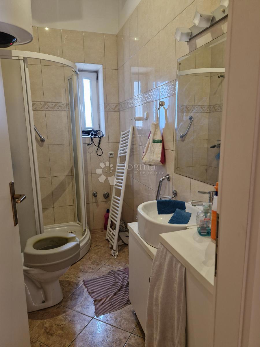 Flat For sale - SPLITSKO-DALMATINSKA SPLIT