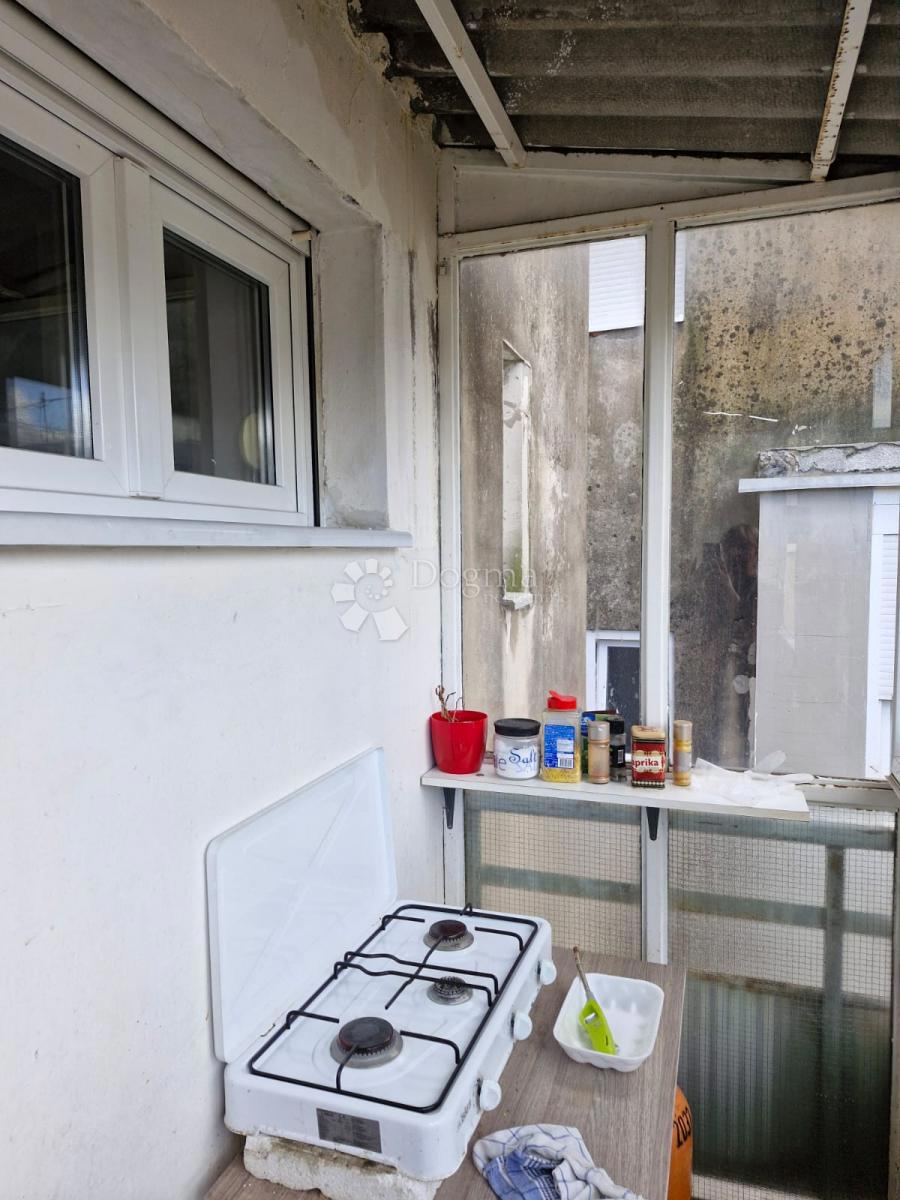 Flat For sale - SPLITSKO-DALMATINSKA SPLIT