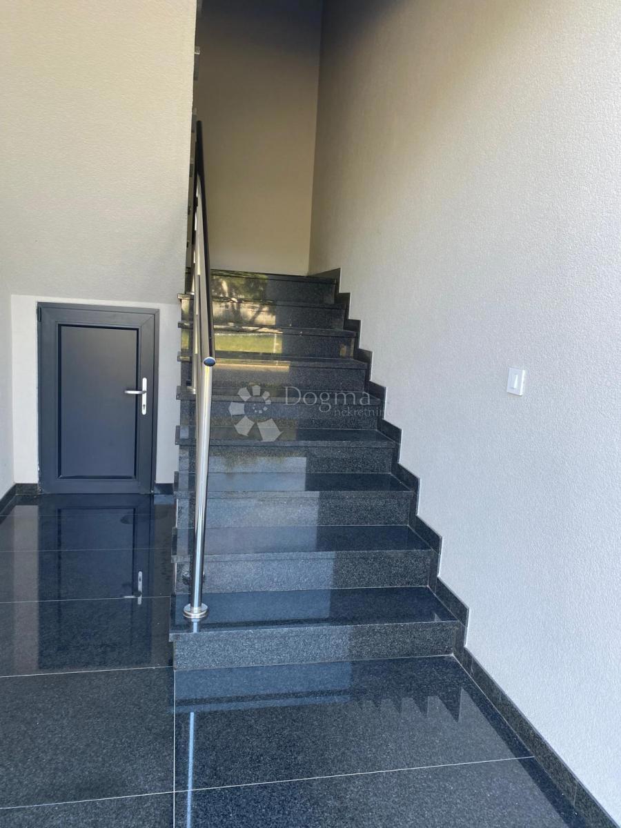 Flat For sale - ZADARSKA VIR