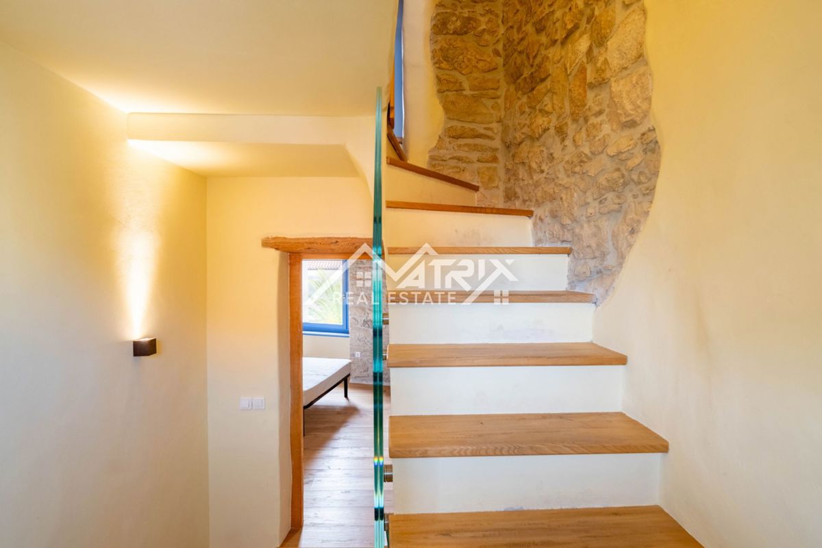 House For sale - ISTARSKA NOVIGRAD