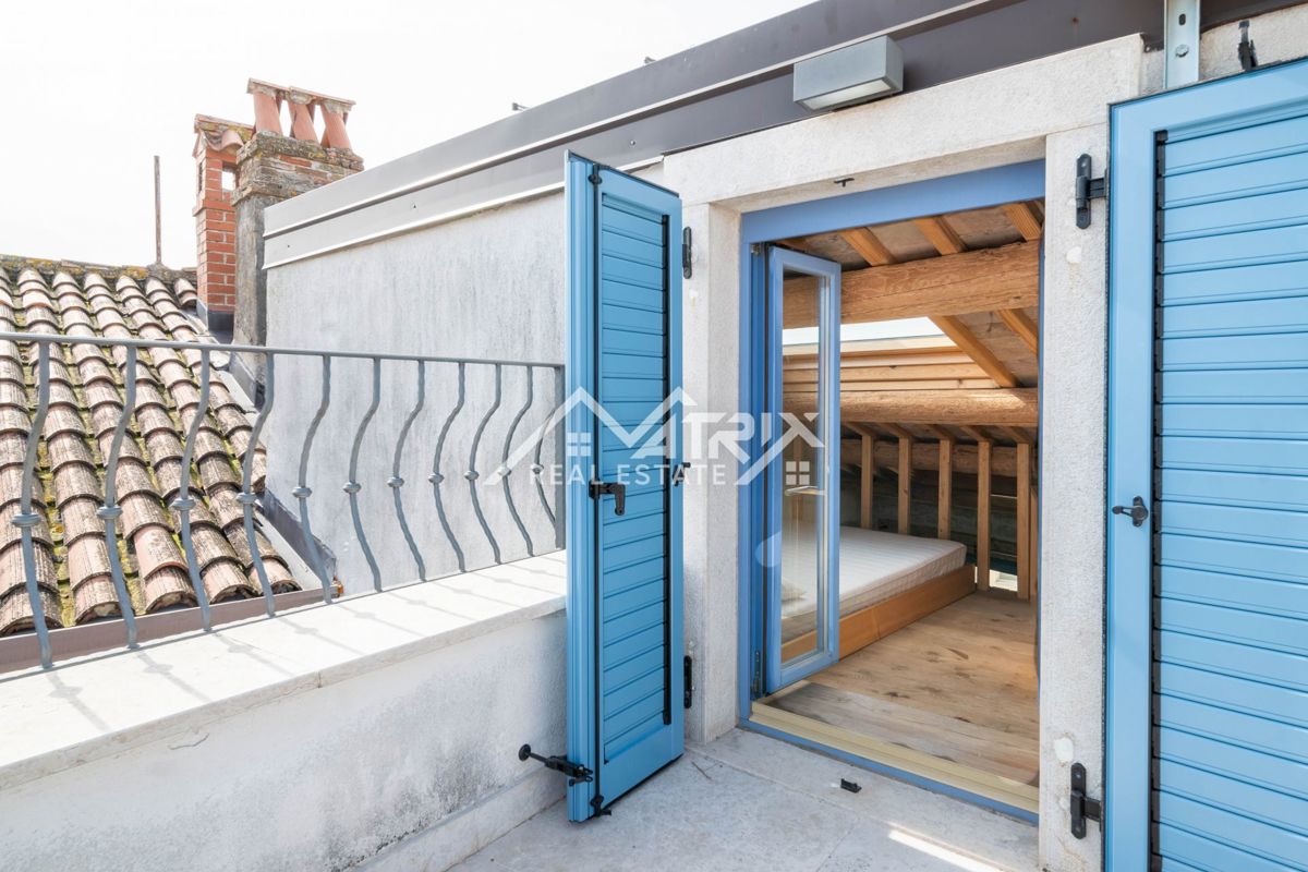 House For sale - ISTARSKA NOVIGRAD