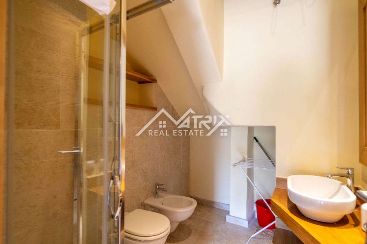 House For sale - ISTARSKA NOVIGRAD