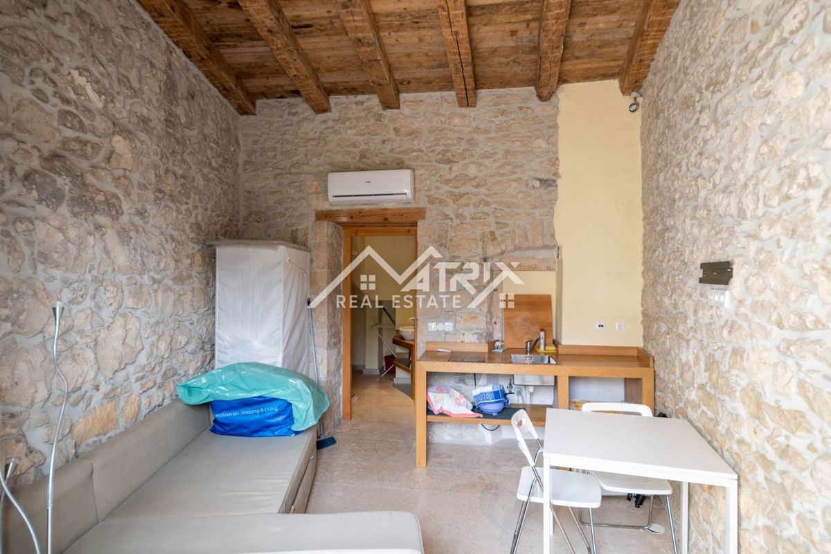 House For sale - ISTARSKA NOVIGRAD