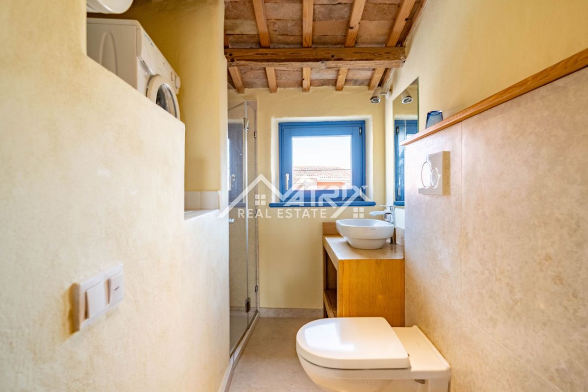House For sale - ISTARSKA NOVIGRAD