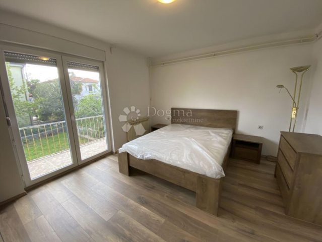 Flat For rent - Primorsko-goranska Rijeka - foto 2/16