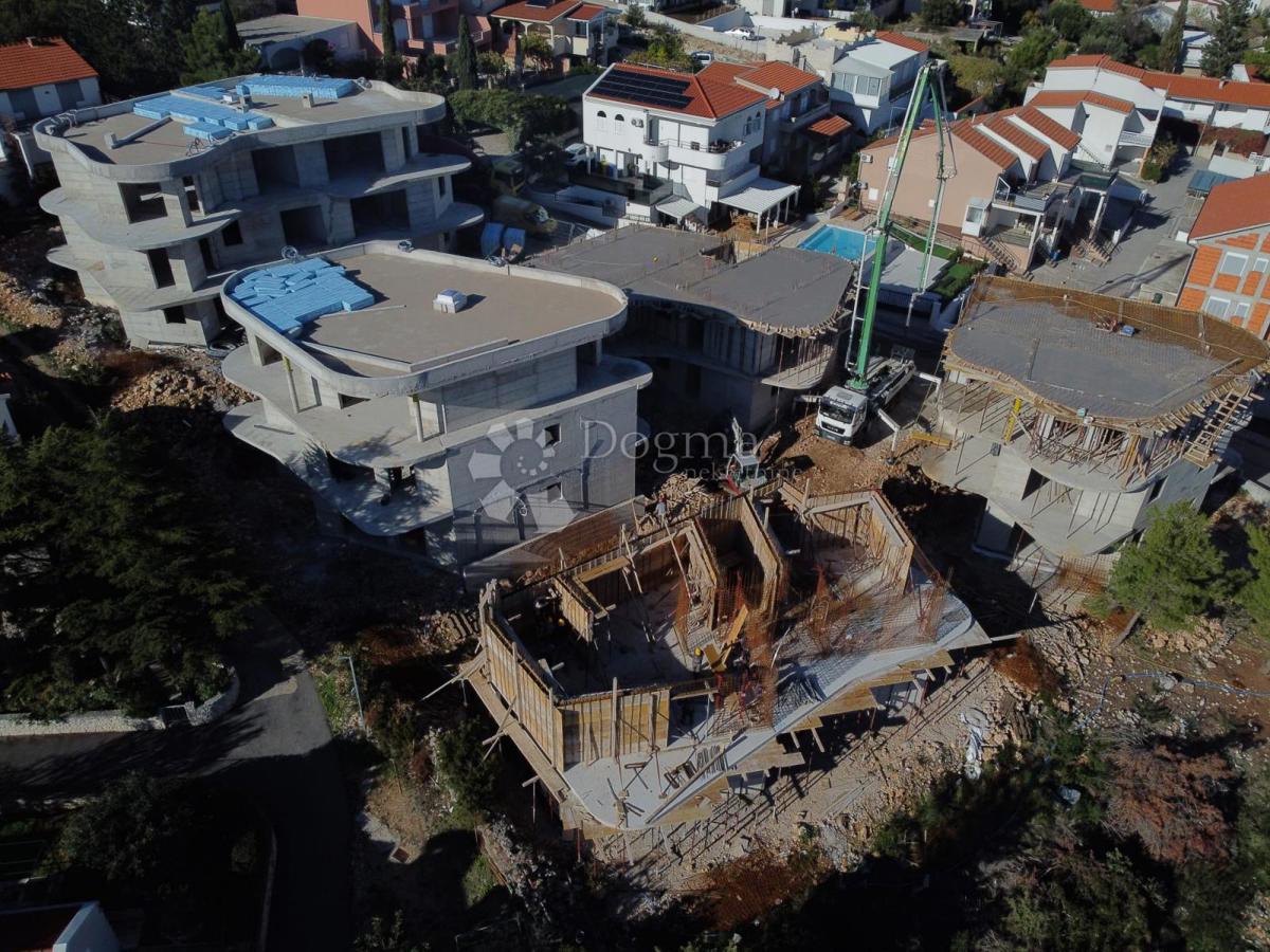 Flat For sale - ŠIBENSKO-KNINSKA ROGOZNICA