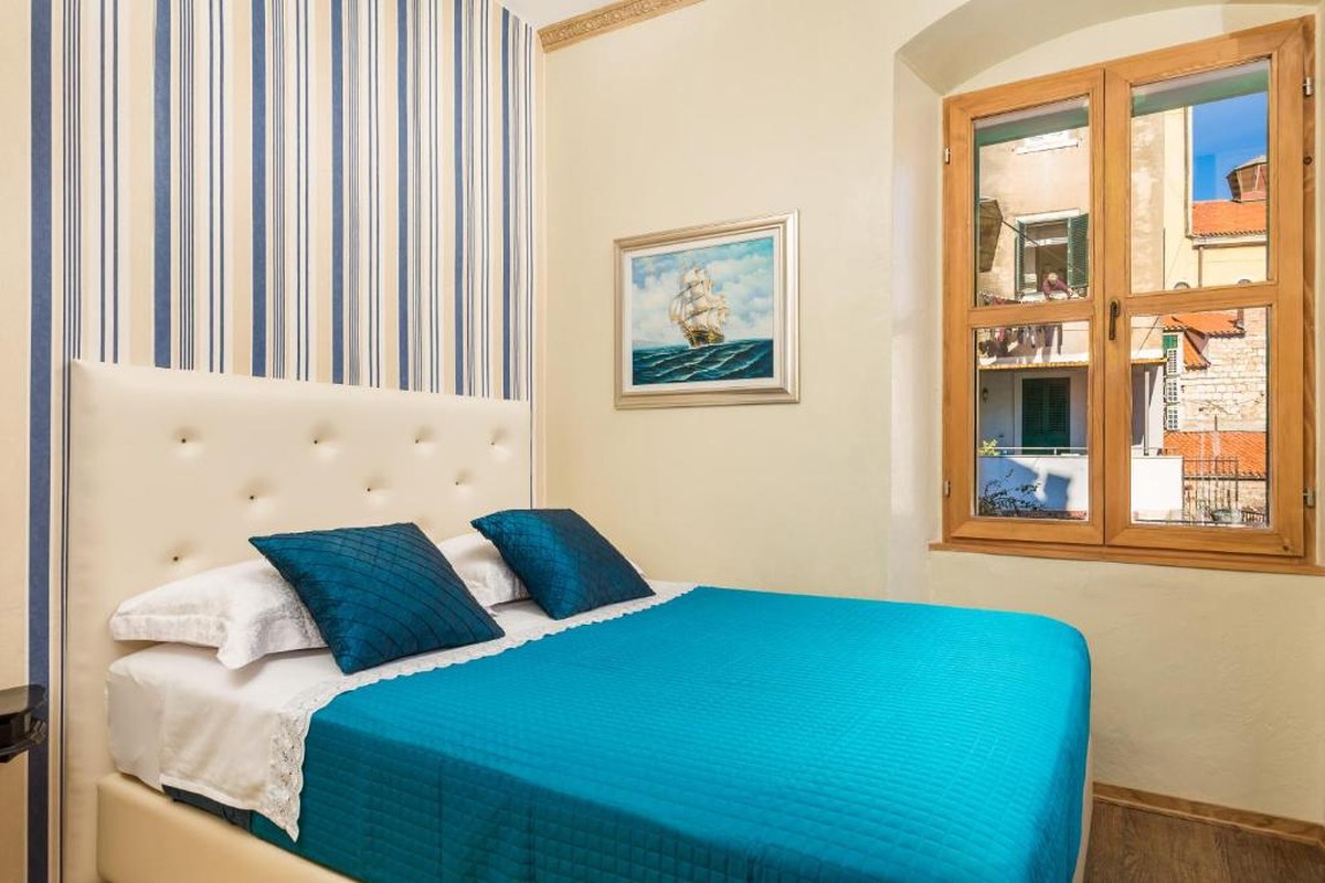 Flat For sale - SPLITSKO-DALMATINSKA SPLIT