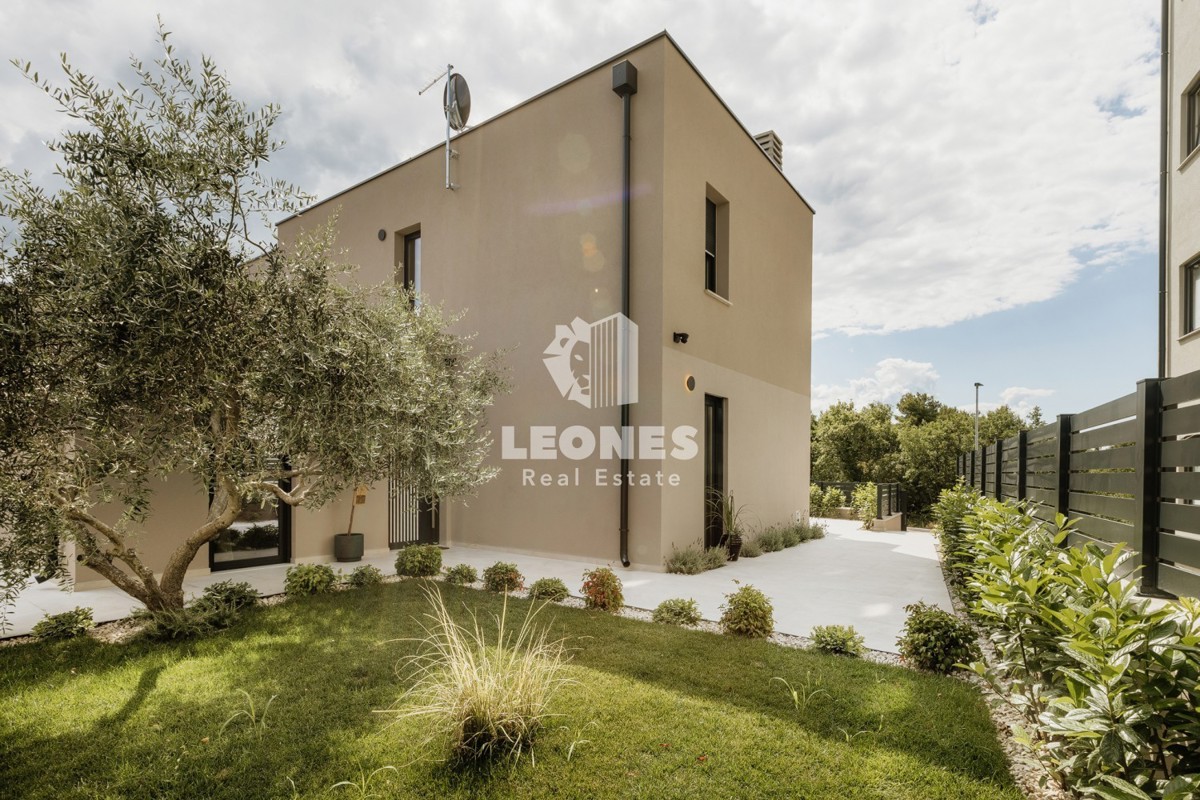 Maison À vendre - ISTARSKA TAR-VABRIGA