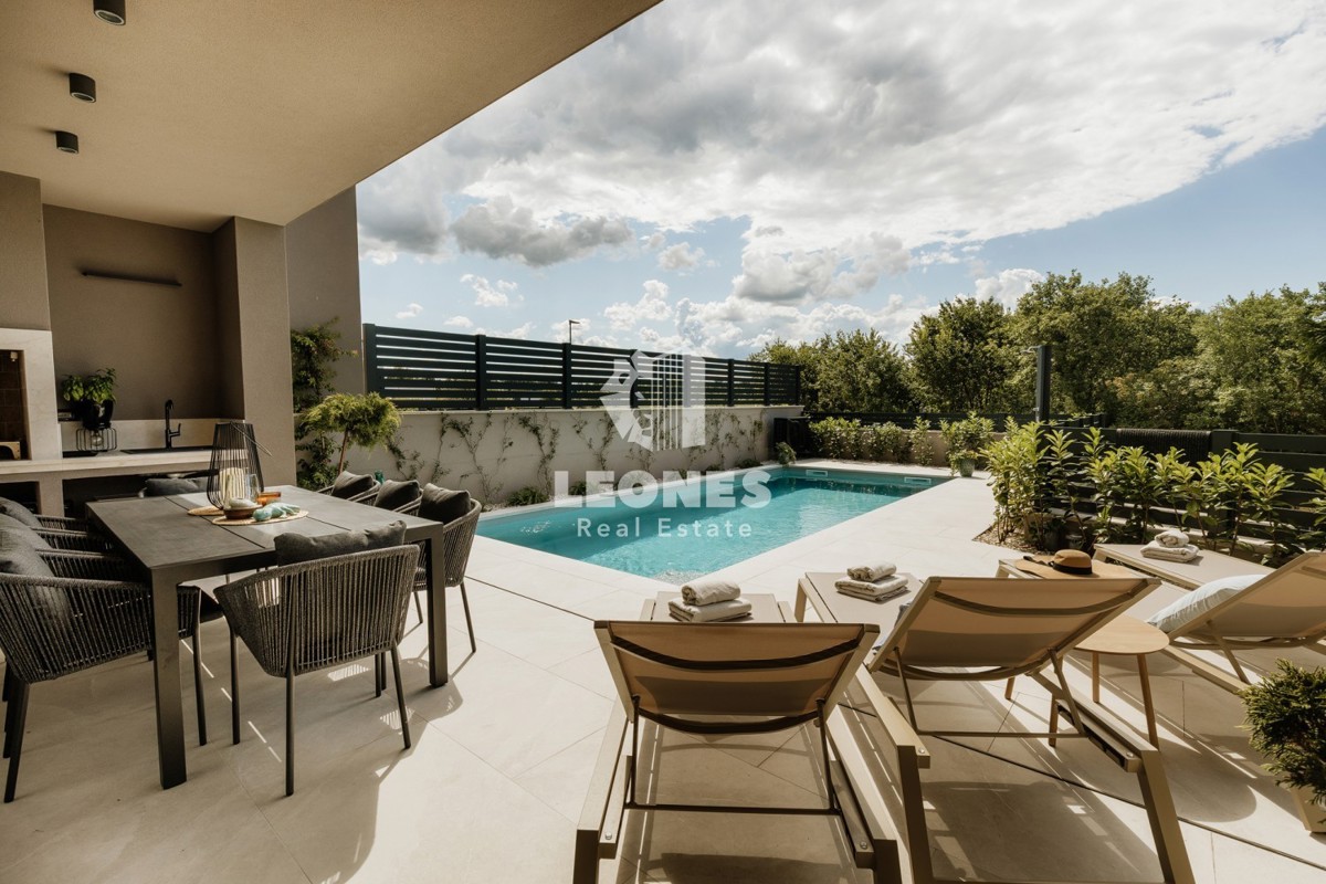 Maison À vendre - ISTARSKA TAR-VABRIGA