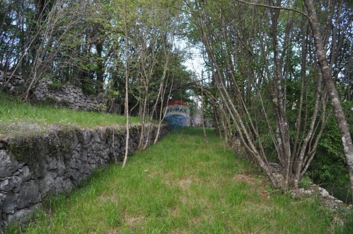 Parcela na predaj 4130 m² – Matulji
