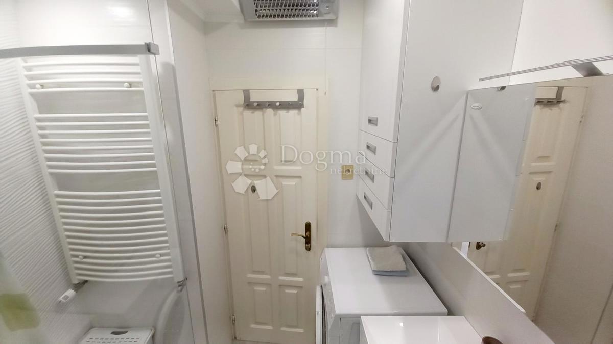 Apartma Na predaj - SPLITSKO-DALMATINSKA MAKARSKA