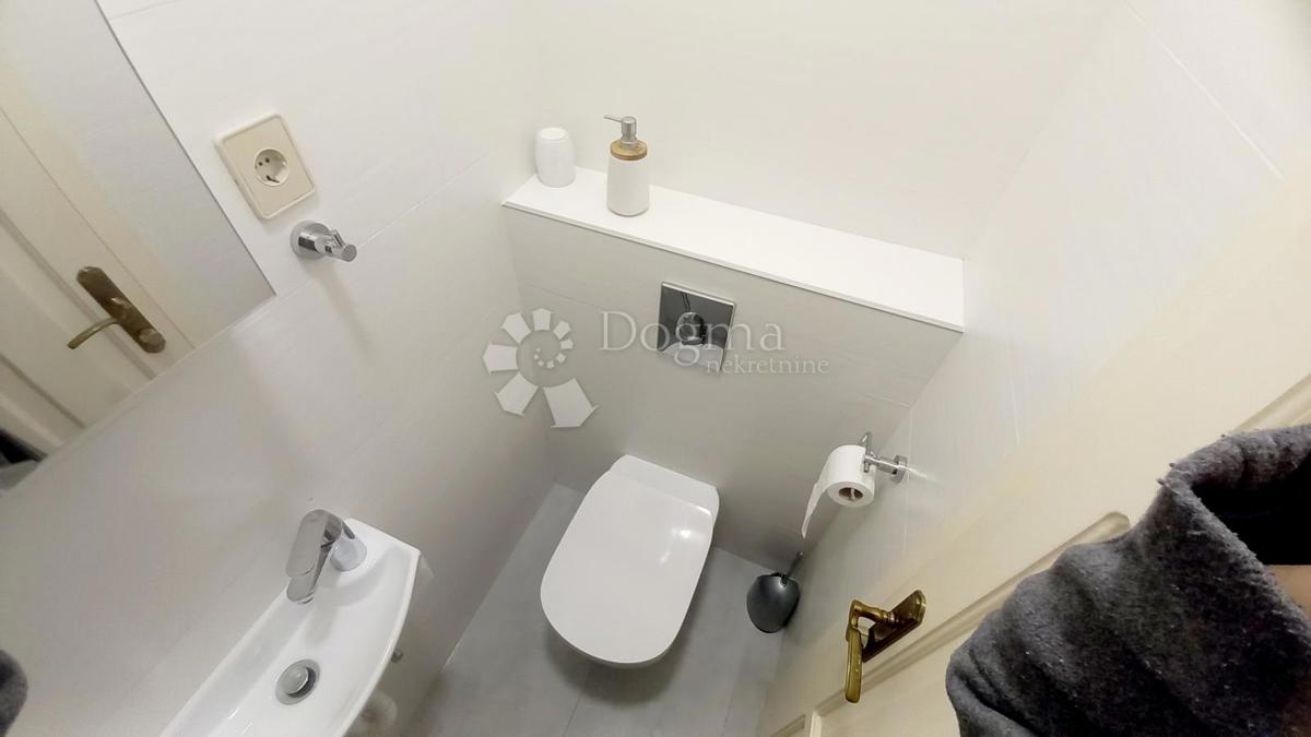 Apartma Na predaj - SPLITSKO-DALMATINSKA MAKARSKA