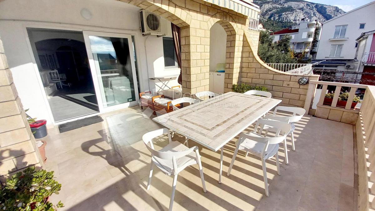 Apartma Na predaj - SPLITSKO-DALMATINSKA MAKARSKA